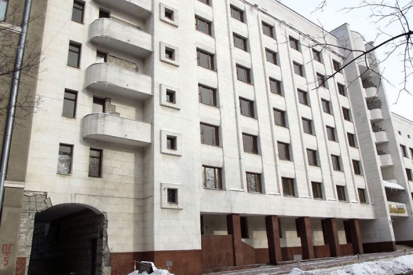 Аваков жадає 41мільйон від Харківської облради за знесений Кернесом готель